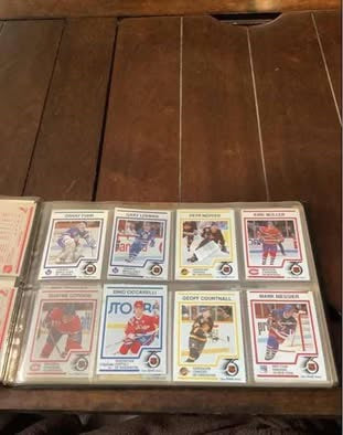 1991  -92 Kraft Kraft Dinner NHL 75th Anniversary Complete Hockey Card Set in Binder