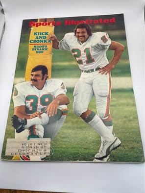 Vintage 1972 Sports Illustrated Lot – Rare Icon Covers (Mays, Unitas, Wilt) - Ottawa