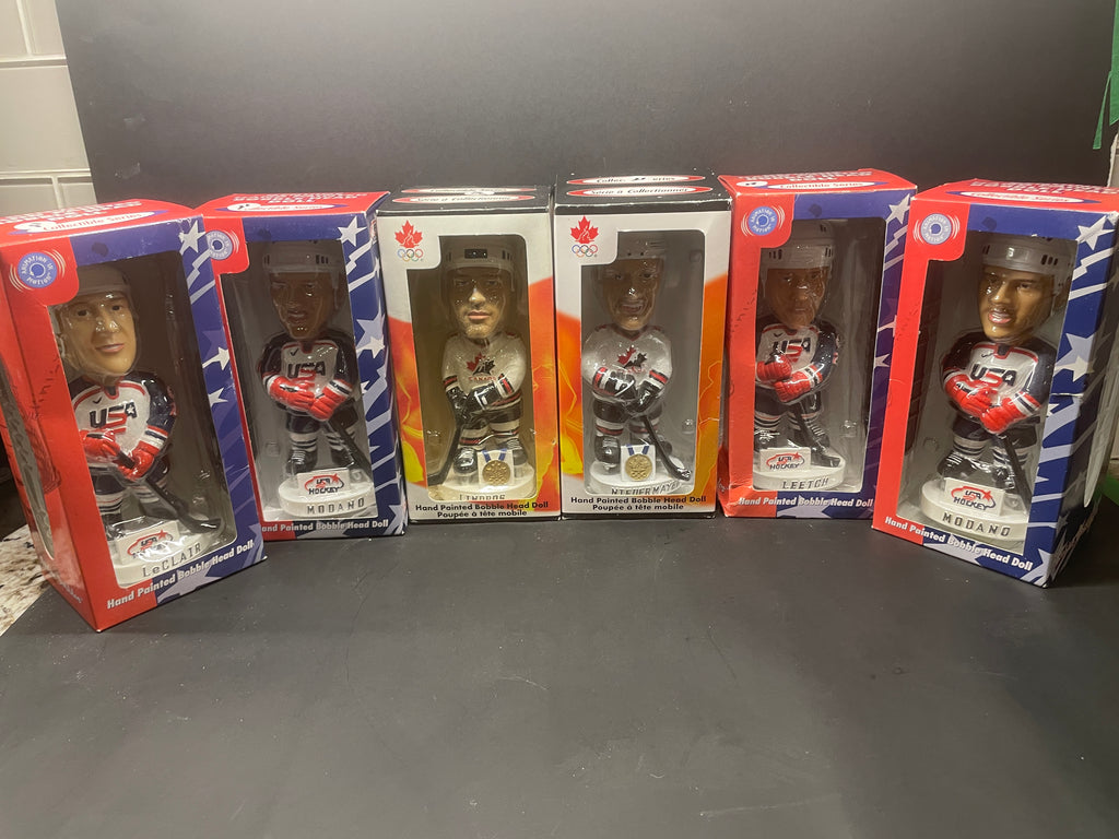 Vintage 2002 Winter Olympics Hockey Bobbleheads - Team Canada & Team USA Lot of 6