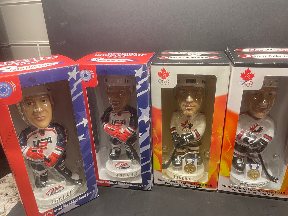 Vintage 2002 Winter Olympics Hockey Bobbleheads - Team Canada & Team USA Lot of 6