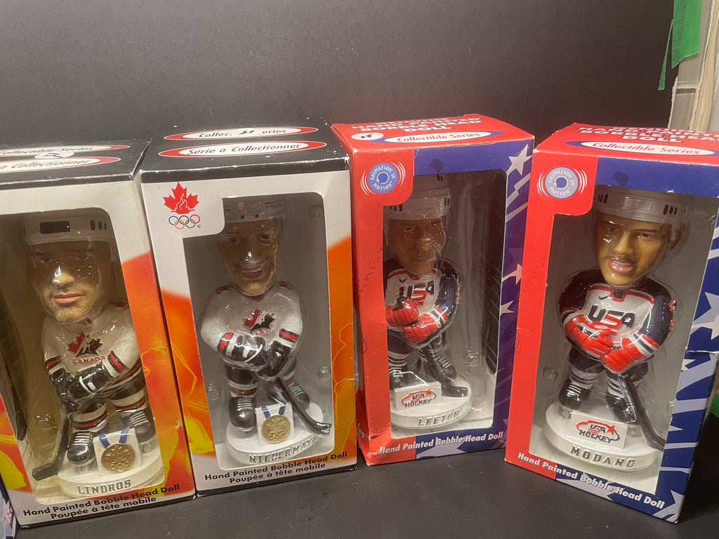 Vintage 2002 Winter Olympics Hockey Bobbleheads - Team Canada & Team USA Lot of 6