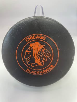 Vintage Chicago Blackhawks Gunzo's Sports Center Hockey Puck – Retro Souvenir