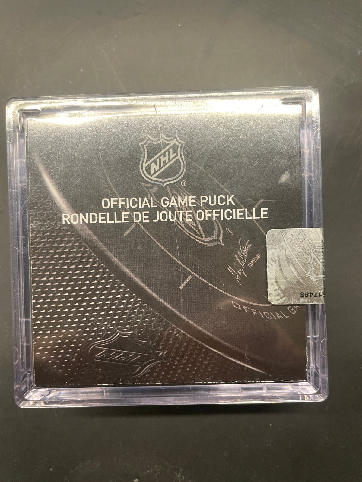 New York Islanders 40th Anniversary Official NHL Game Puck (In Display Case)