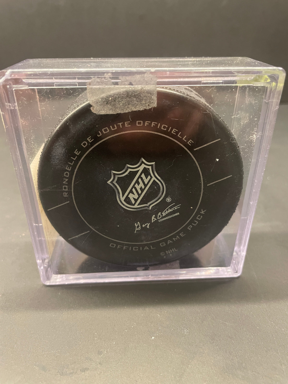 Official NHL New Jersey Devils Hockey Puck (Sher-Wood) with Display Case
